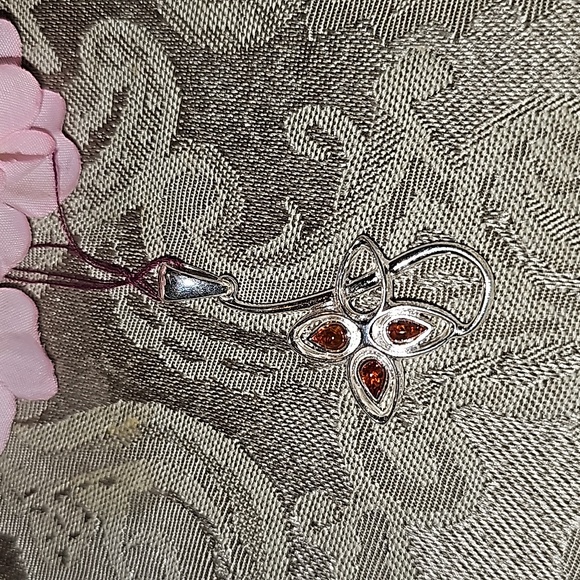 New Sterling Silv3r Baltic Amber Floral Pendant - Picture 1 of 7